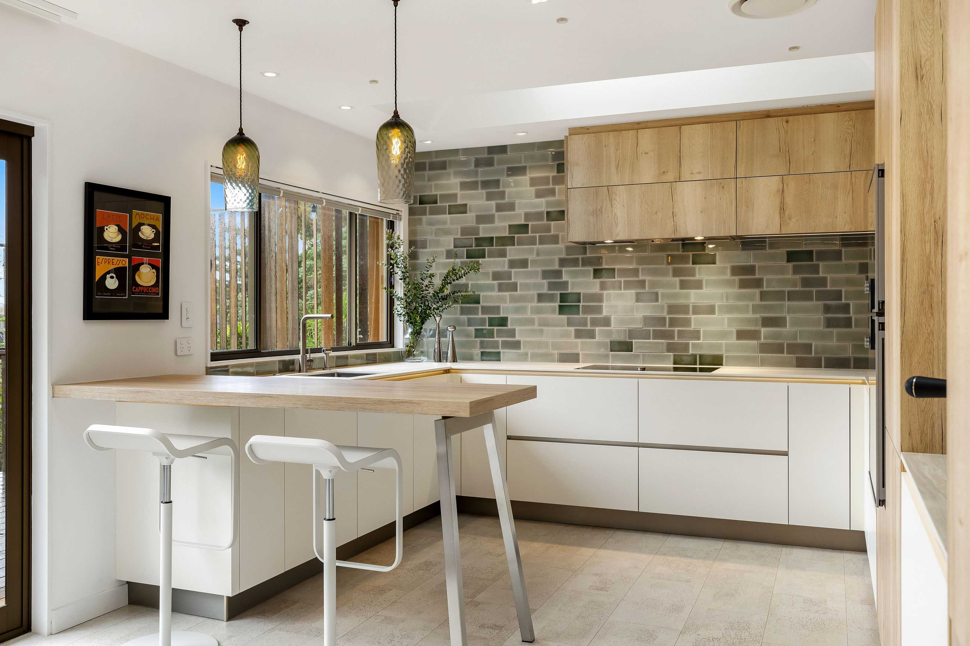 Braun kitchen detail