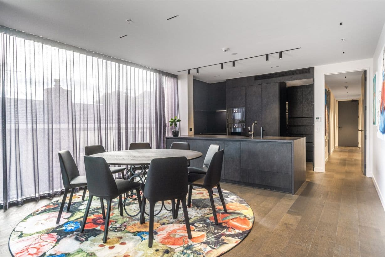 10 Kaimata kitchen detail