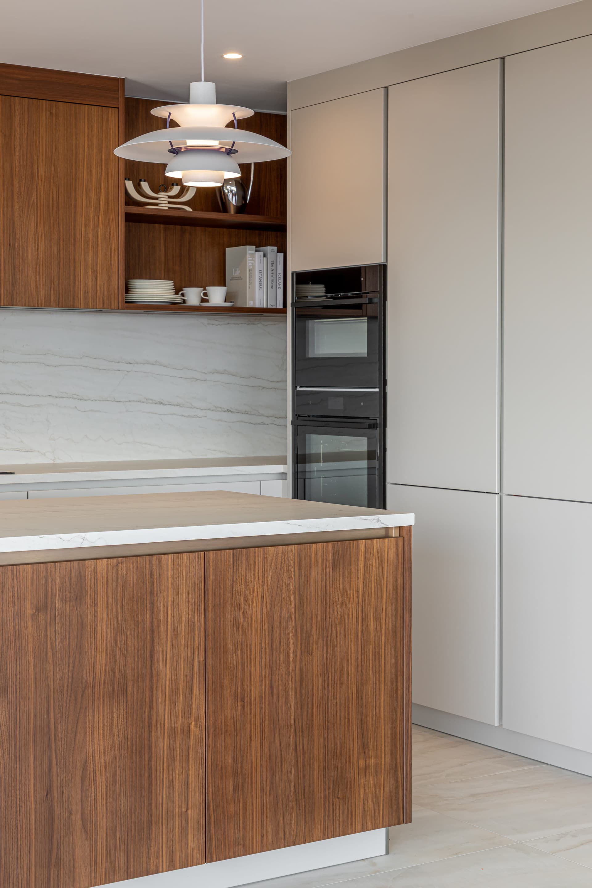 Mid Century Modern in Castor Bay