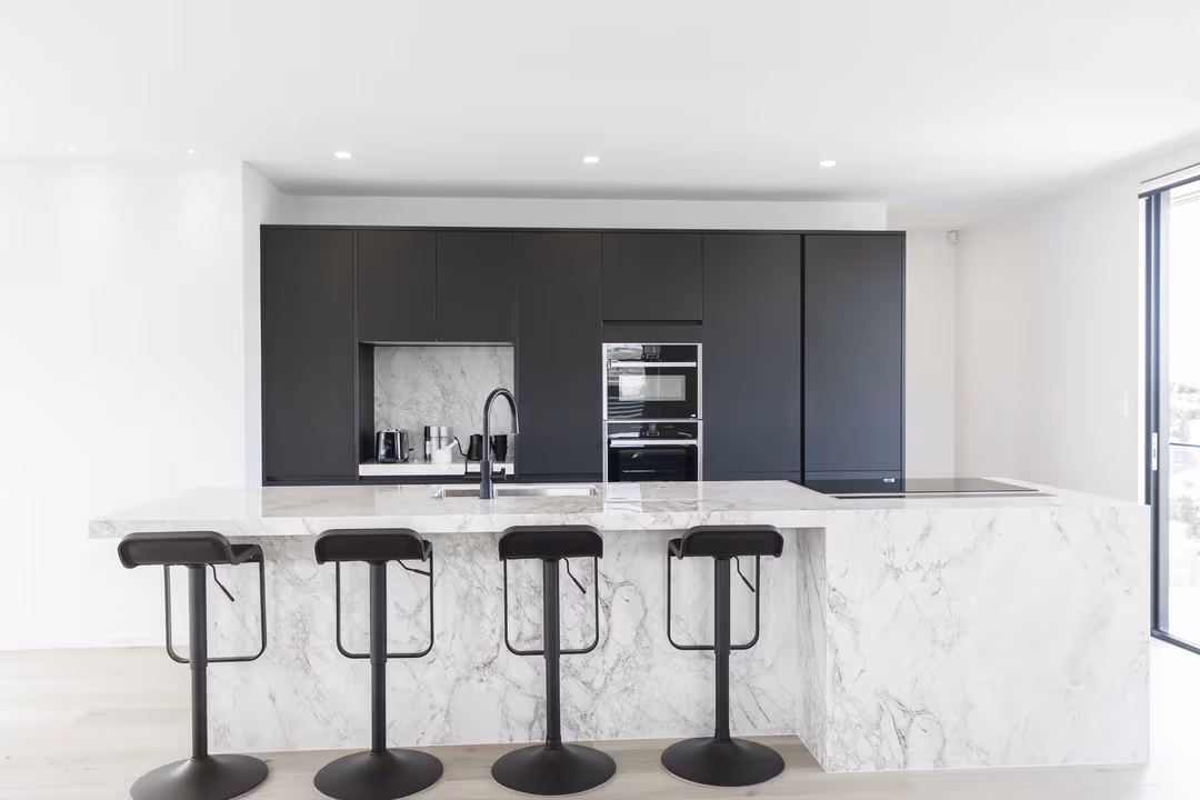 Mike Lambdin kitchen detail