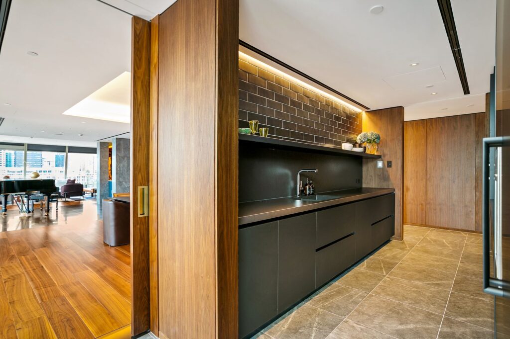 Butlers pantry to show ample storage for kitchen appliances and gadgets. 